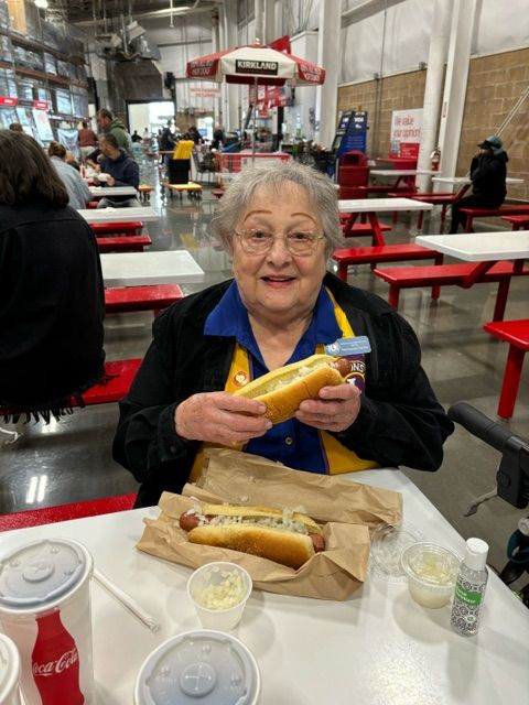 RMT-Hot Dog Crawl Rosemarie Joined us from a remote location.